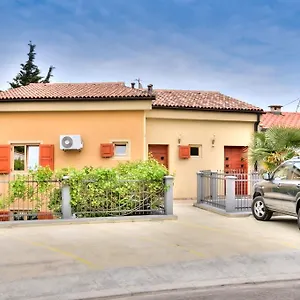 Casia , Baška Chorvatsko